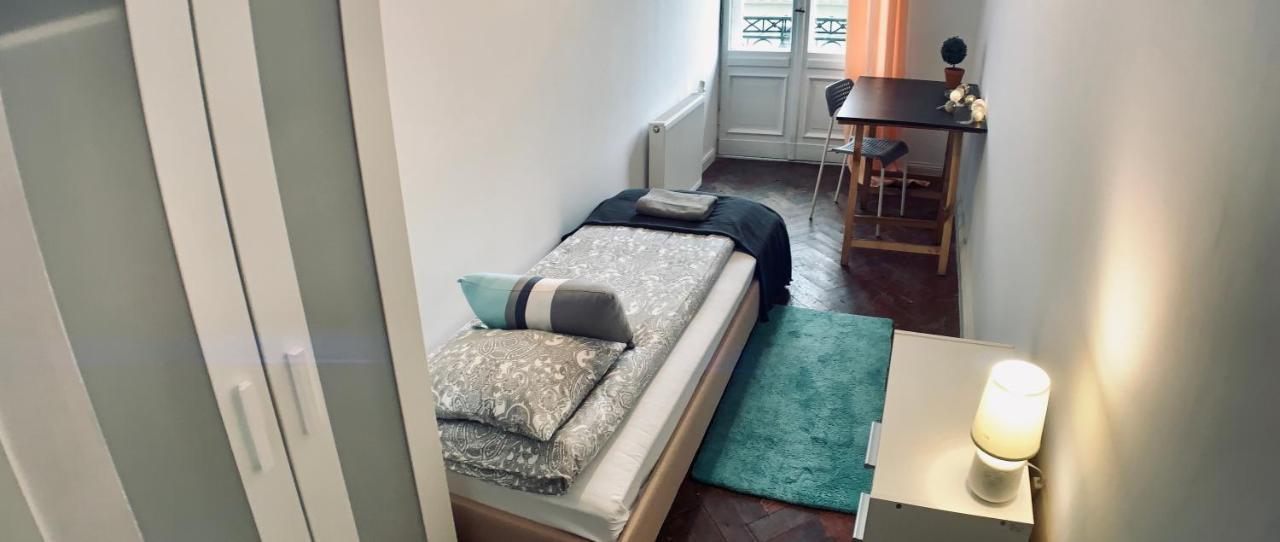 Unique Room Old Town Poznan Luaran gambar