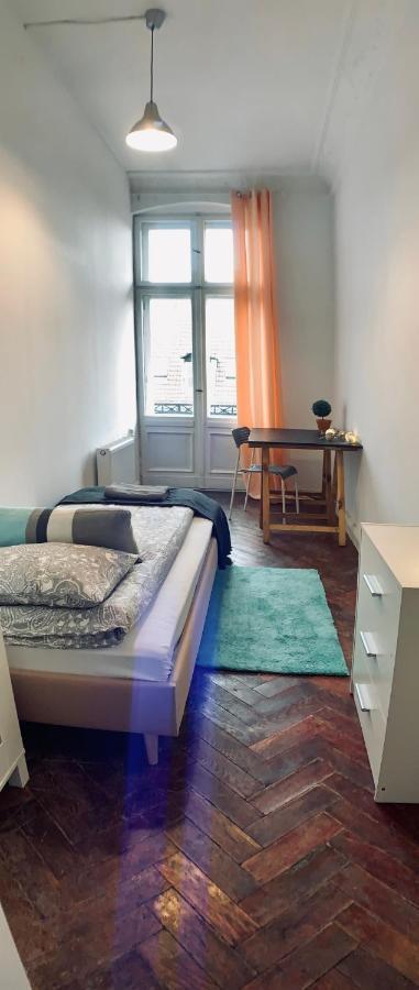 Unique Room Old Town Poznan Luaran gambar